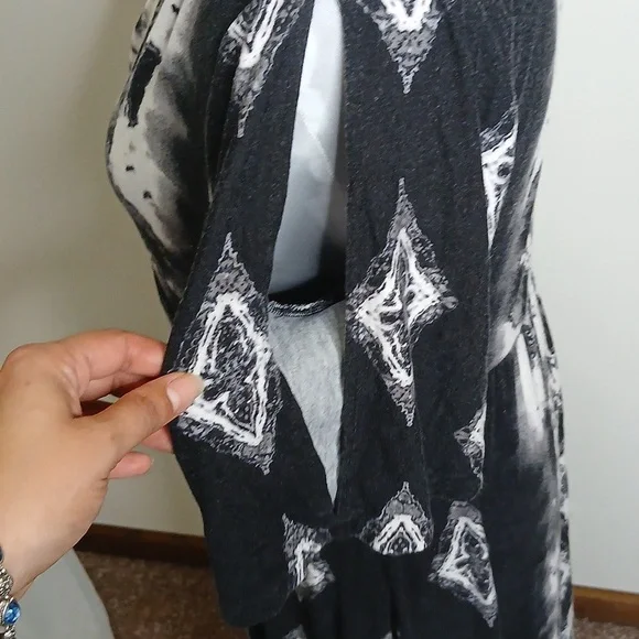 Soma womens black and white abstract pattern wrap midi dress size large - Picture 7 of 12